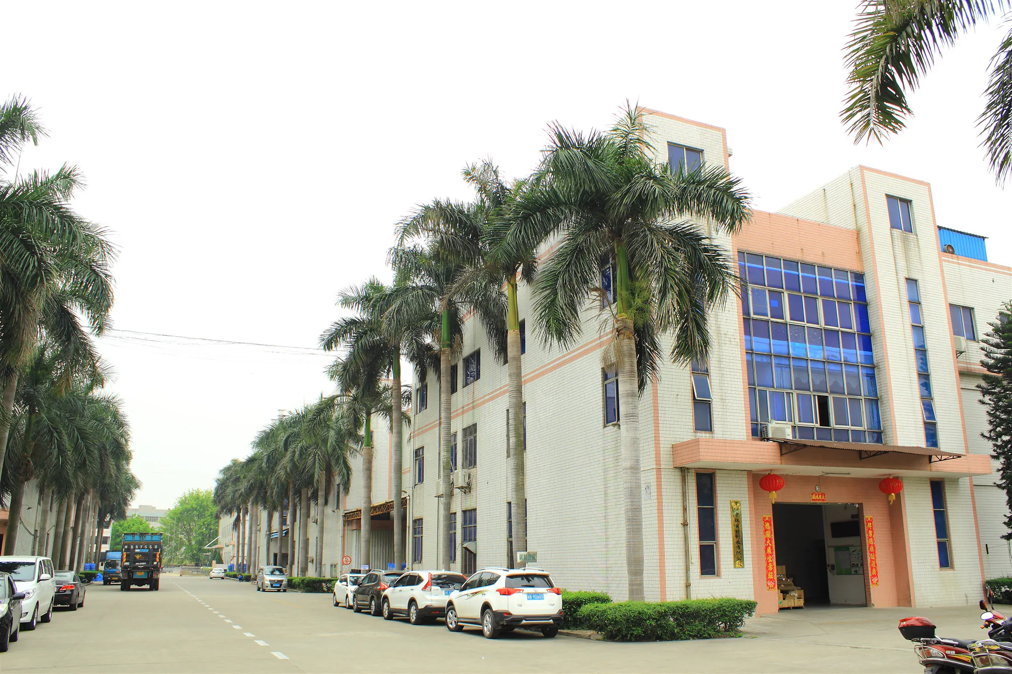 Sanmitron principal partner manufacturing facility in Bao'an District, Shenzhen